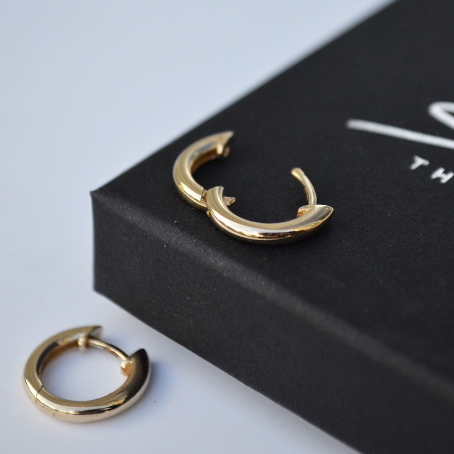 Chunky earhoop - Gold 14k