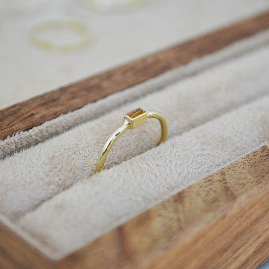 Citrine baguette Ring - Gold 14k