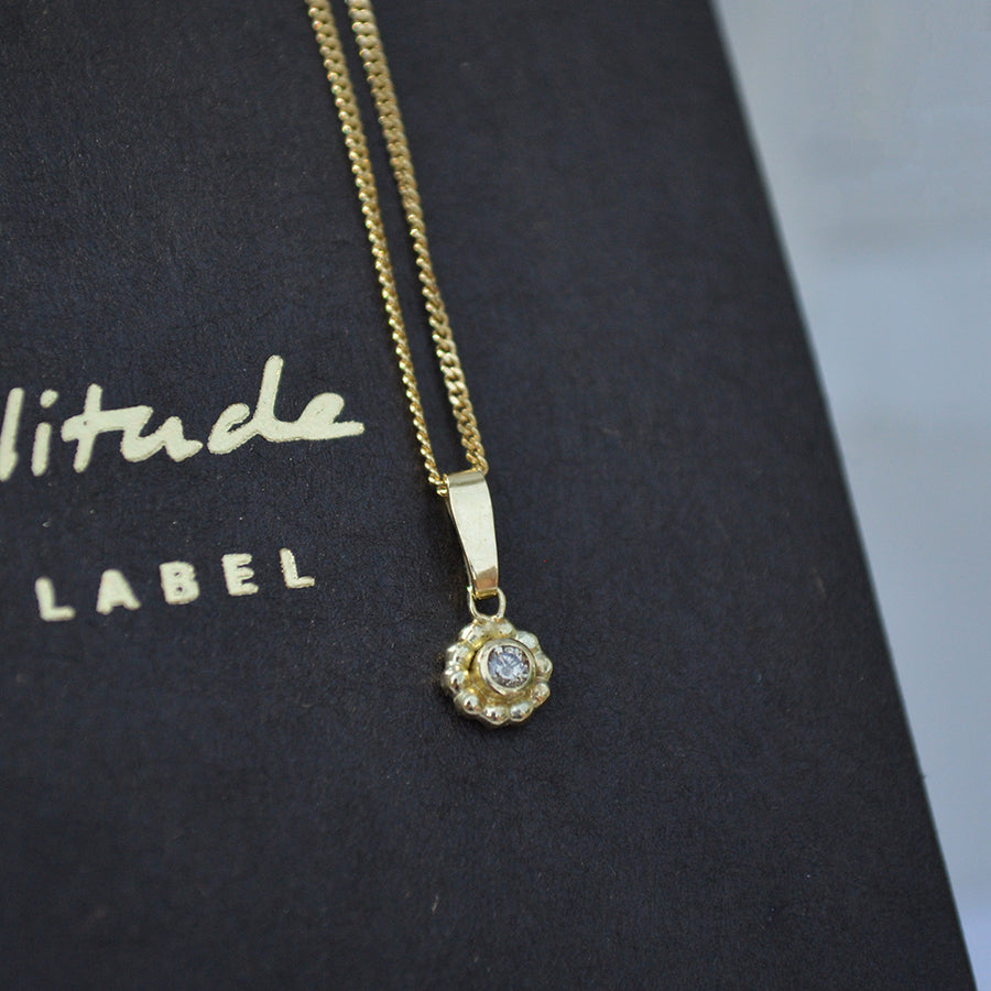 Diamond flower Necklace - Gold 14k & Re-used Diamond