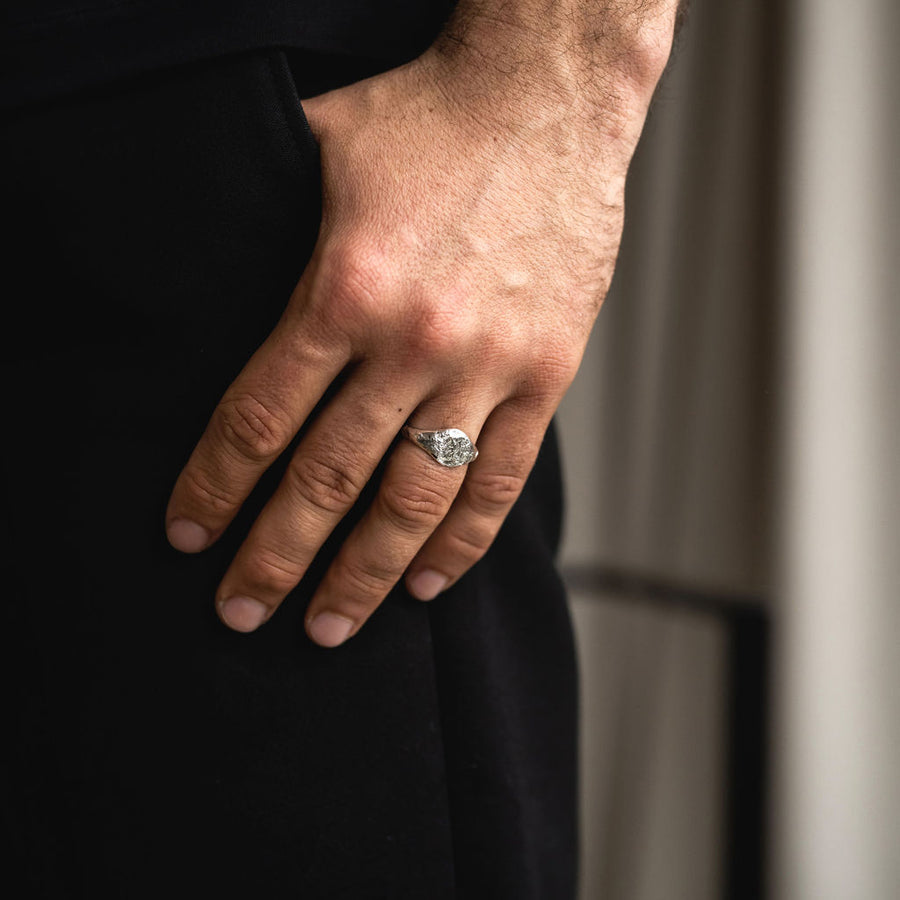 Rough Signet ring  - Silver