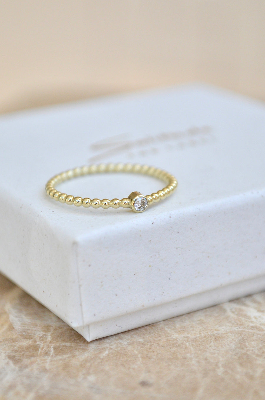 Dotted Diamond Ring - 14k goud