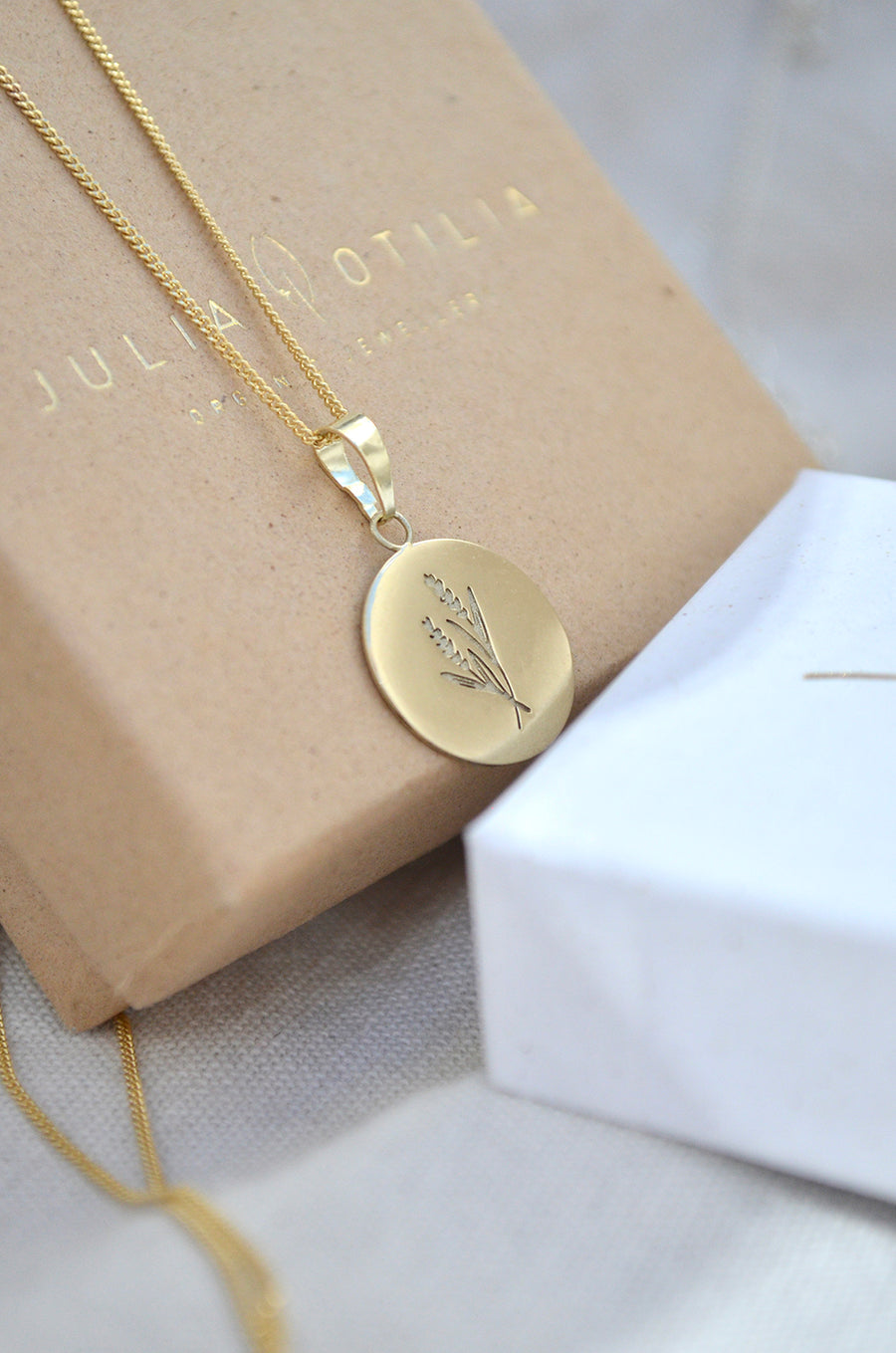 Lovely Lavender - Botanical Amulet - Gold 14k