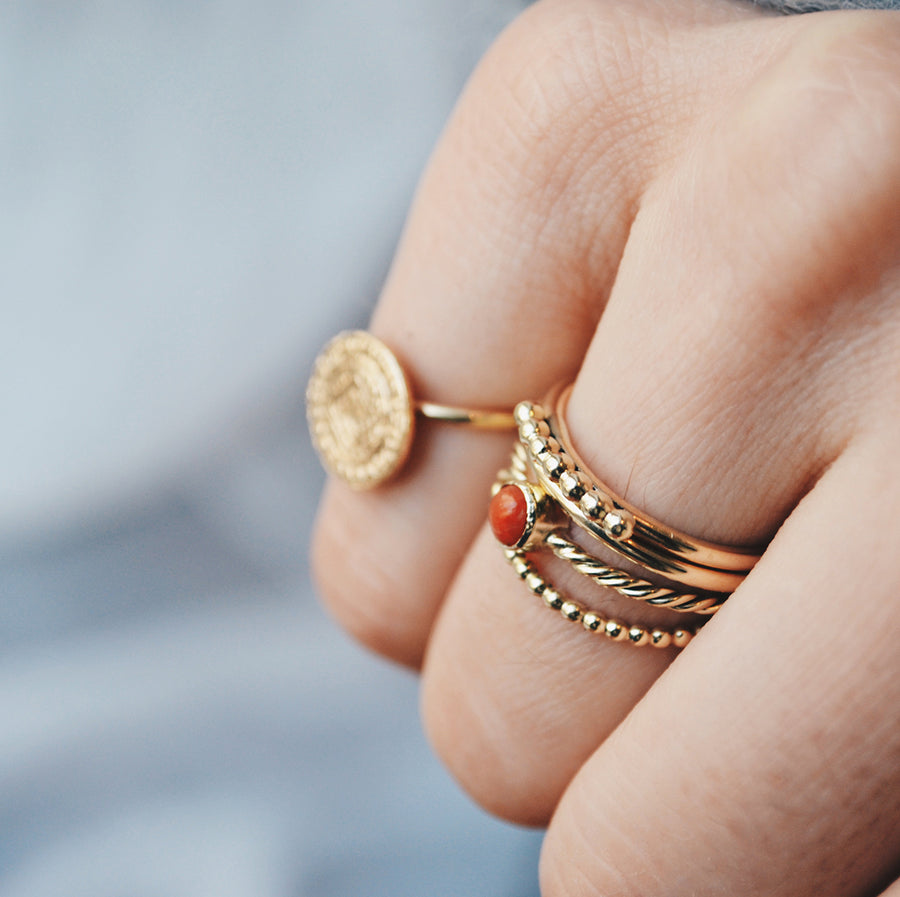 Coral Ring - Gold 14k