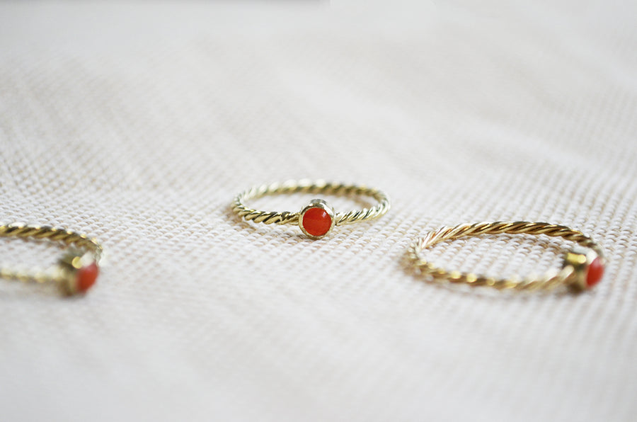 Coral Ring - Gold 14k
