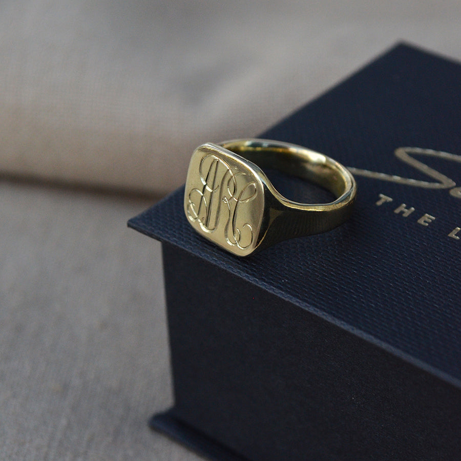 Squared Signet ring  - Gold 14k