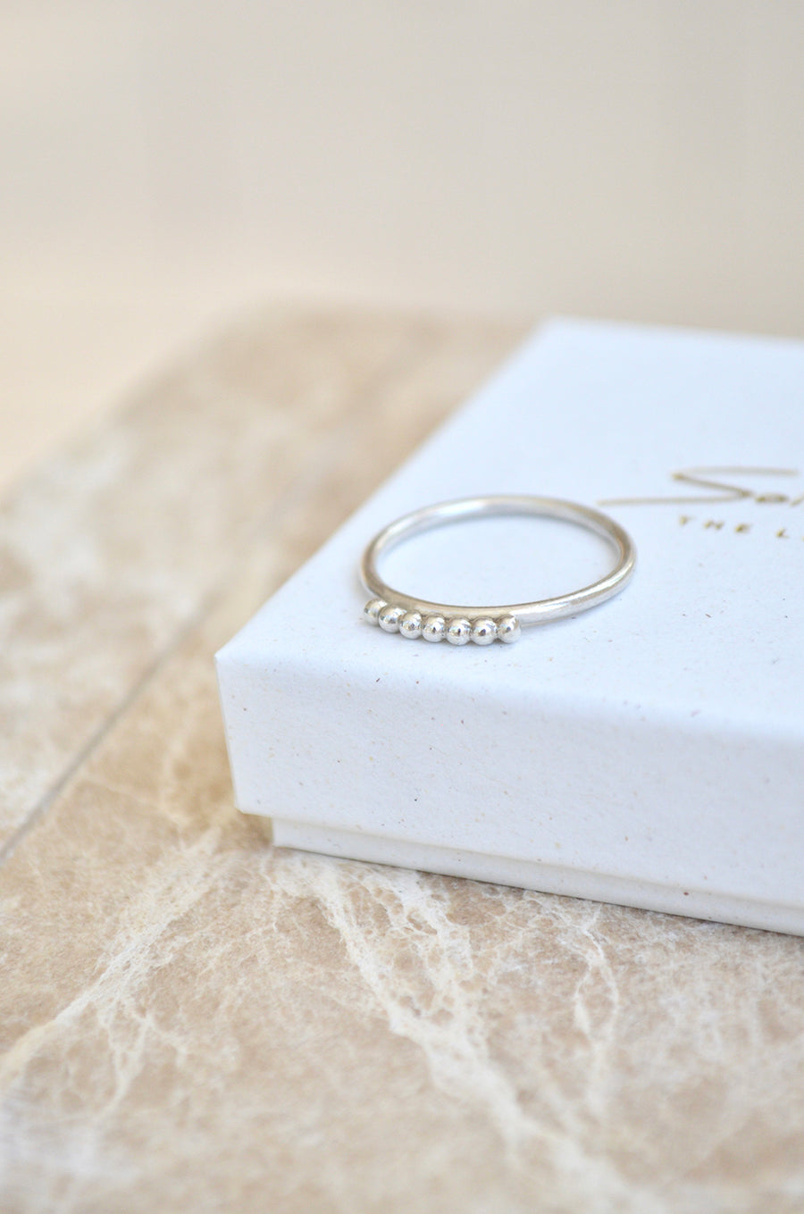 Seven dot ring - Zilver